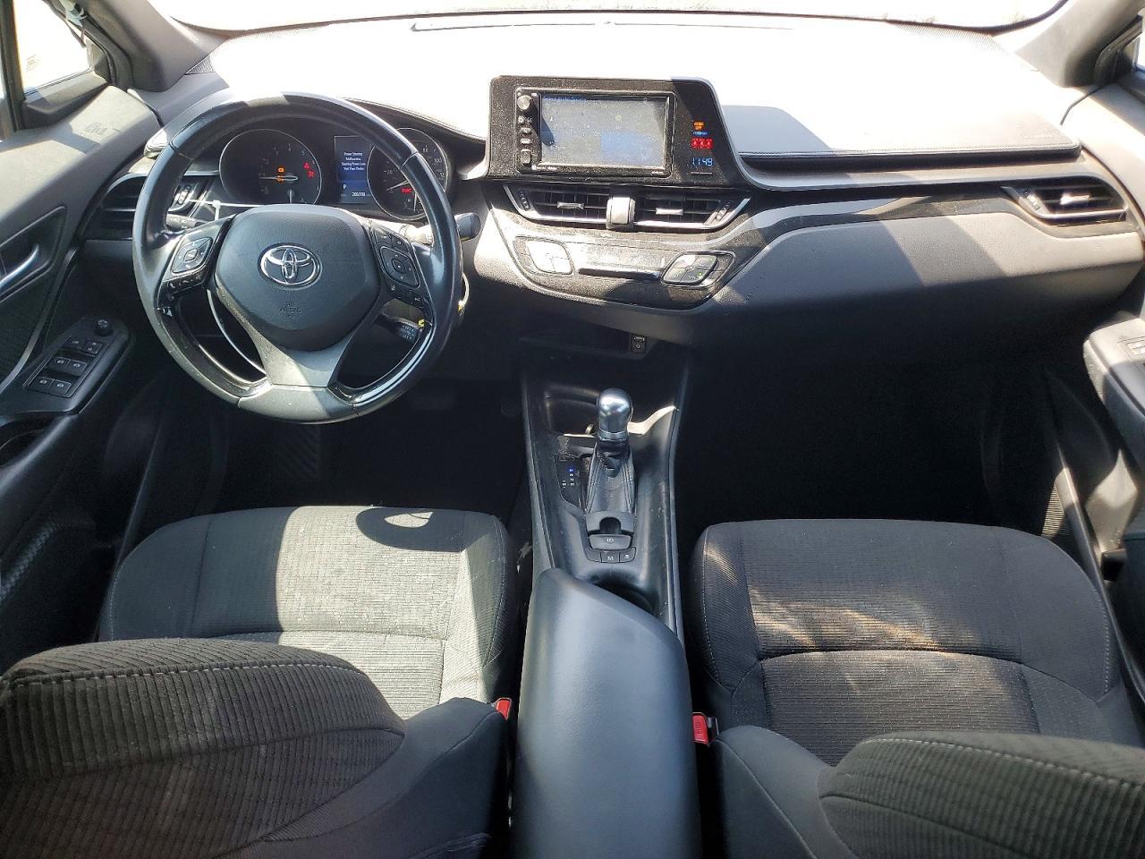 2018 Toyota C-Hr Xle - zdjęcie 8