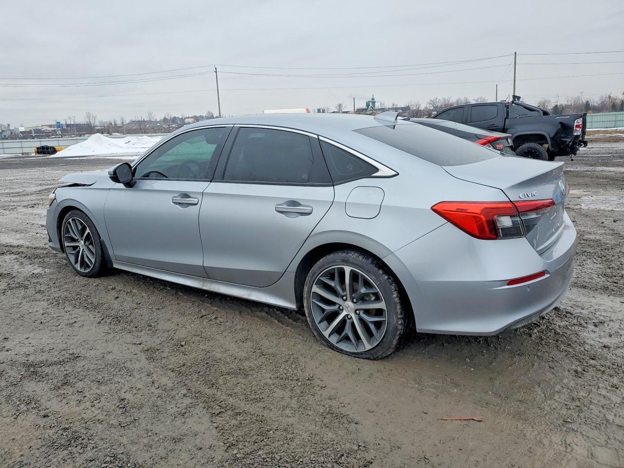 2024 Honda Civic Touring - zdjęcie 2