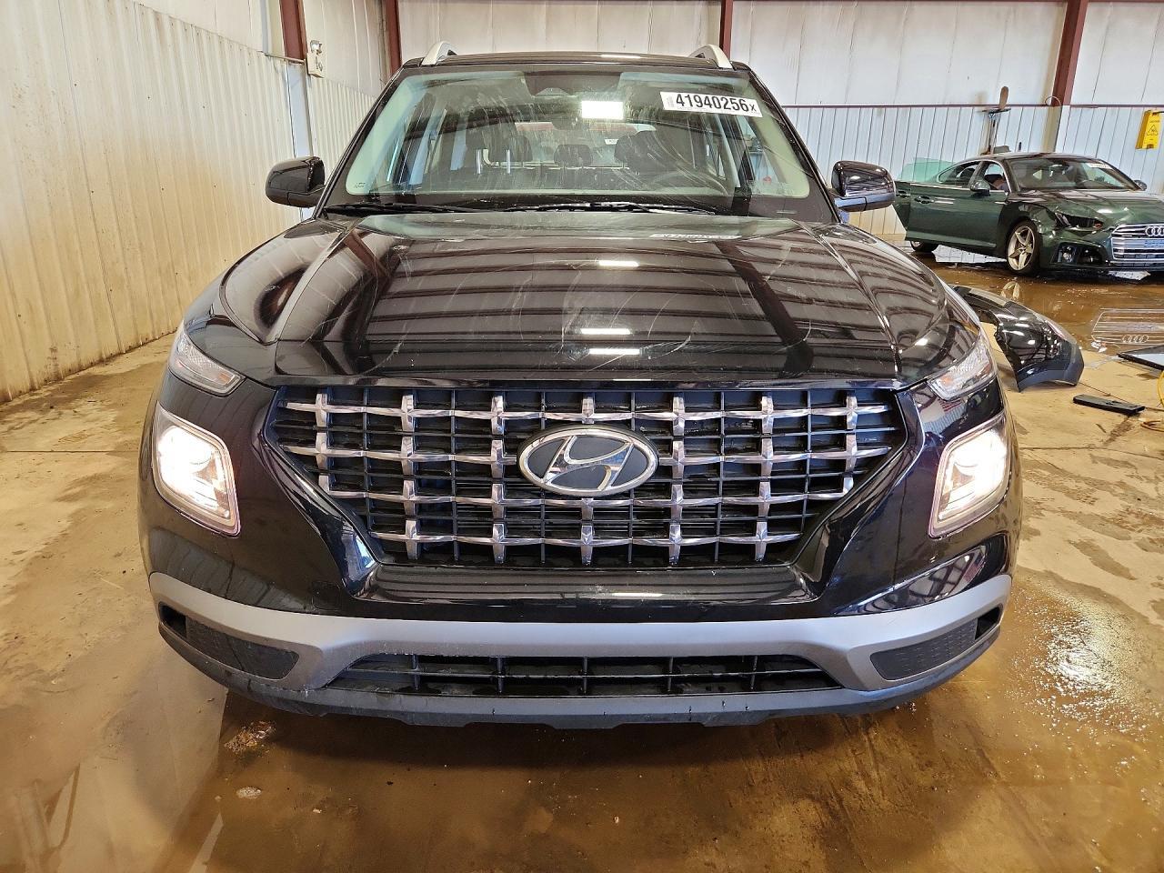 2025 Hyundai Venue Sel - zdjęcie 5