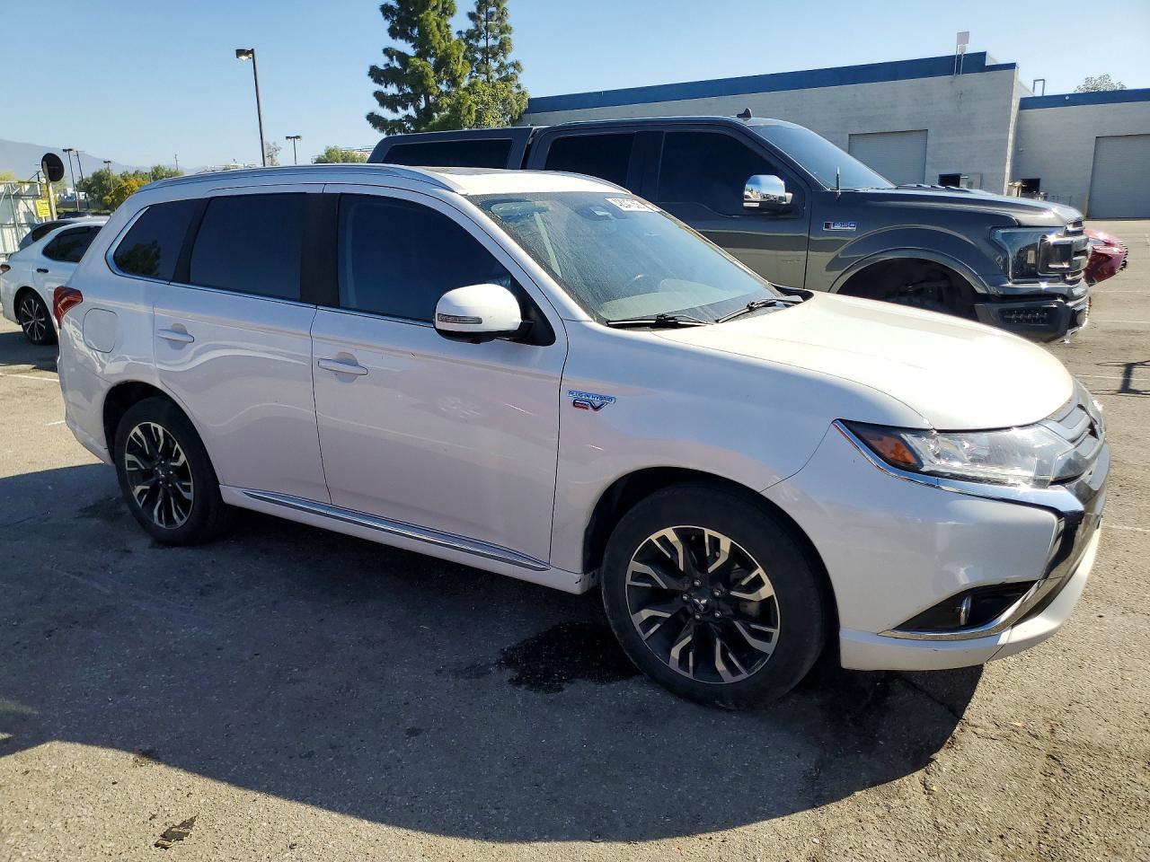 2018 Mitsubishi Outlander Se - zdjęcie 4