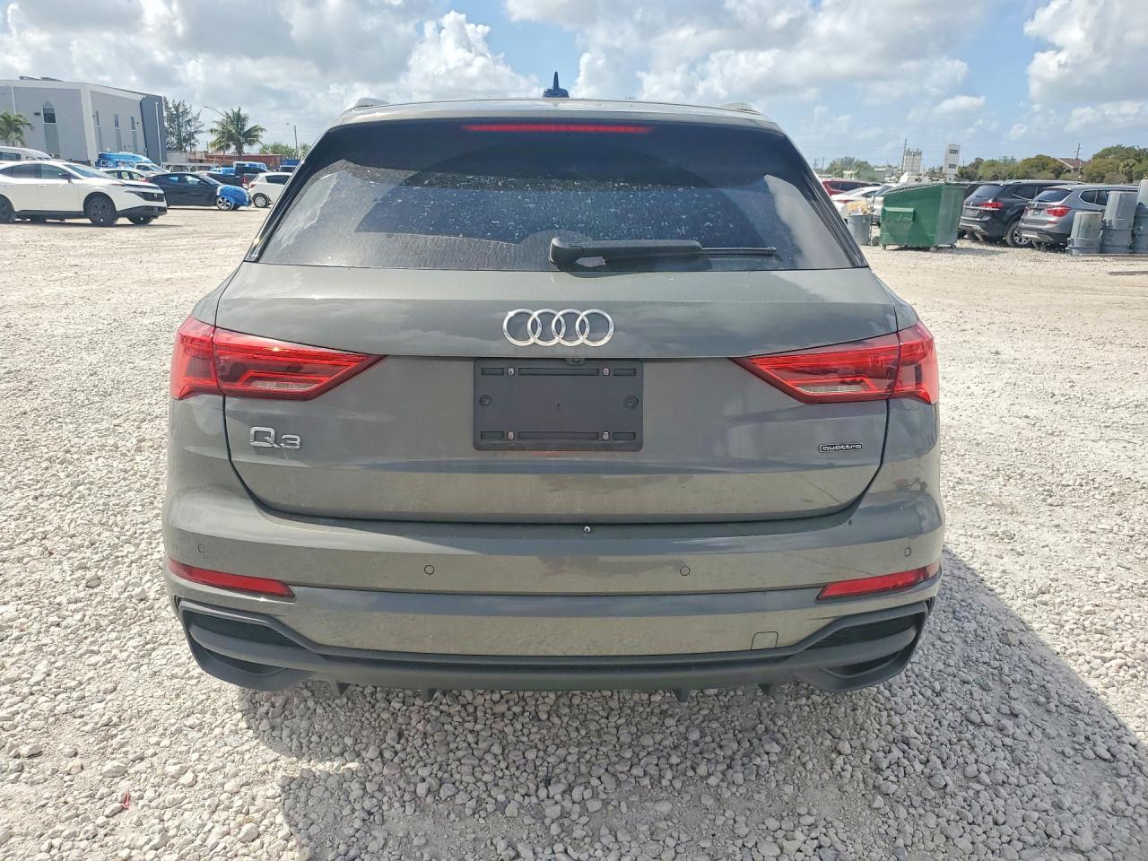 2025 Audi Q3 Premium S Line 45 - zdjęcie 6