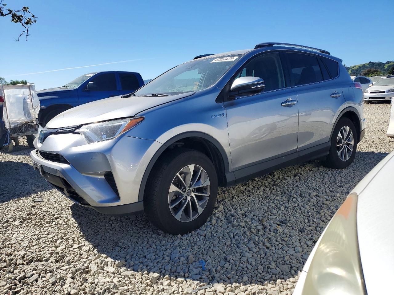 2018 Toyota Rav4 Hybrid Le - zdjęcie główne