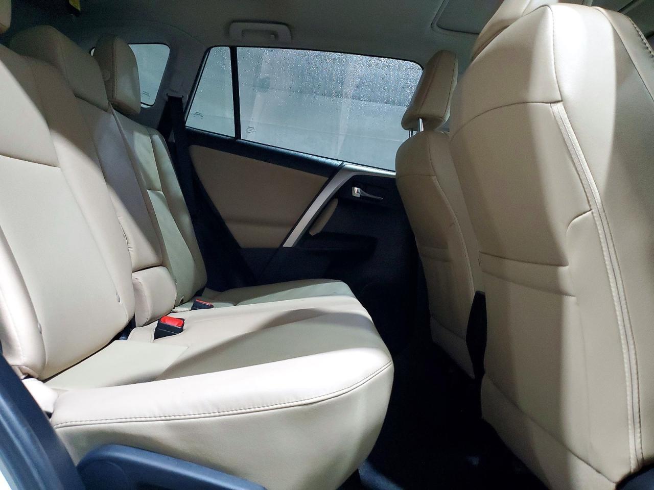 2015 Toyota Rav4 Limited - zdjęcie 11