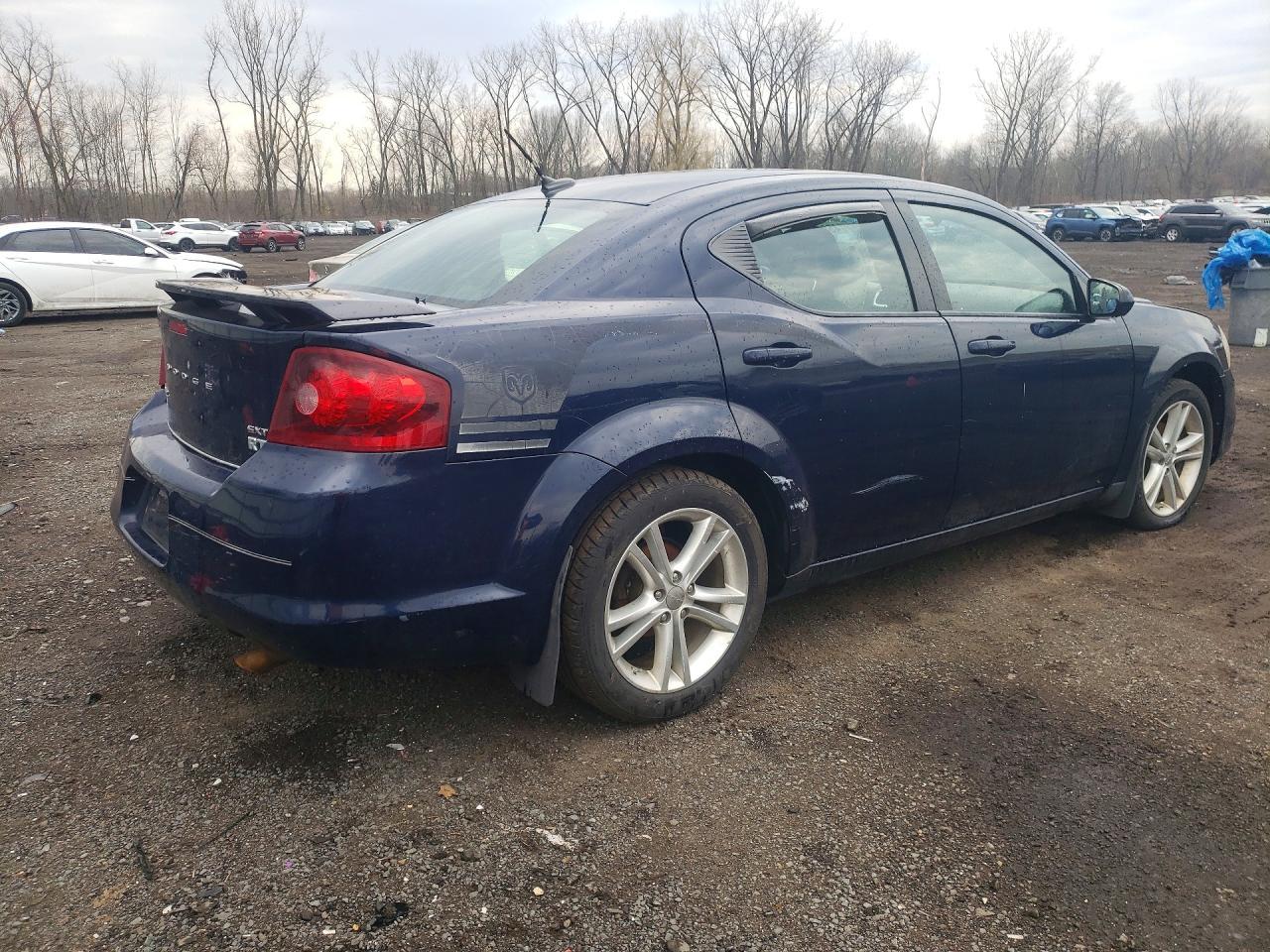 2013 Dodge Avenger Sxt - zdjęcie 3