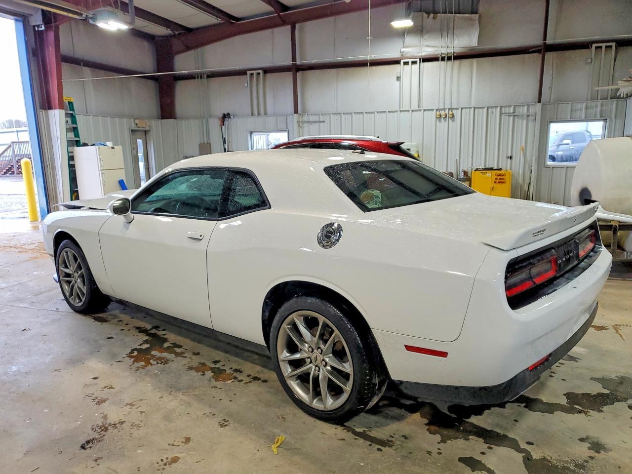 2022 Dodge Challenger Gt - zdjęcie 2