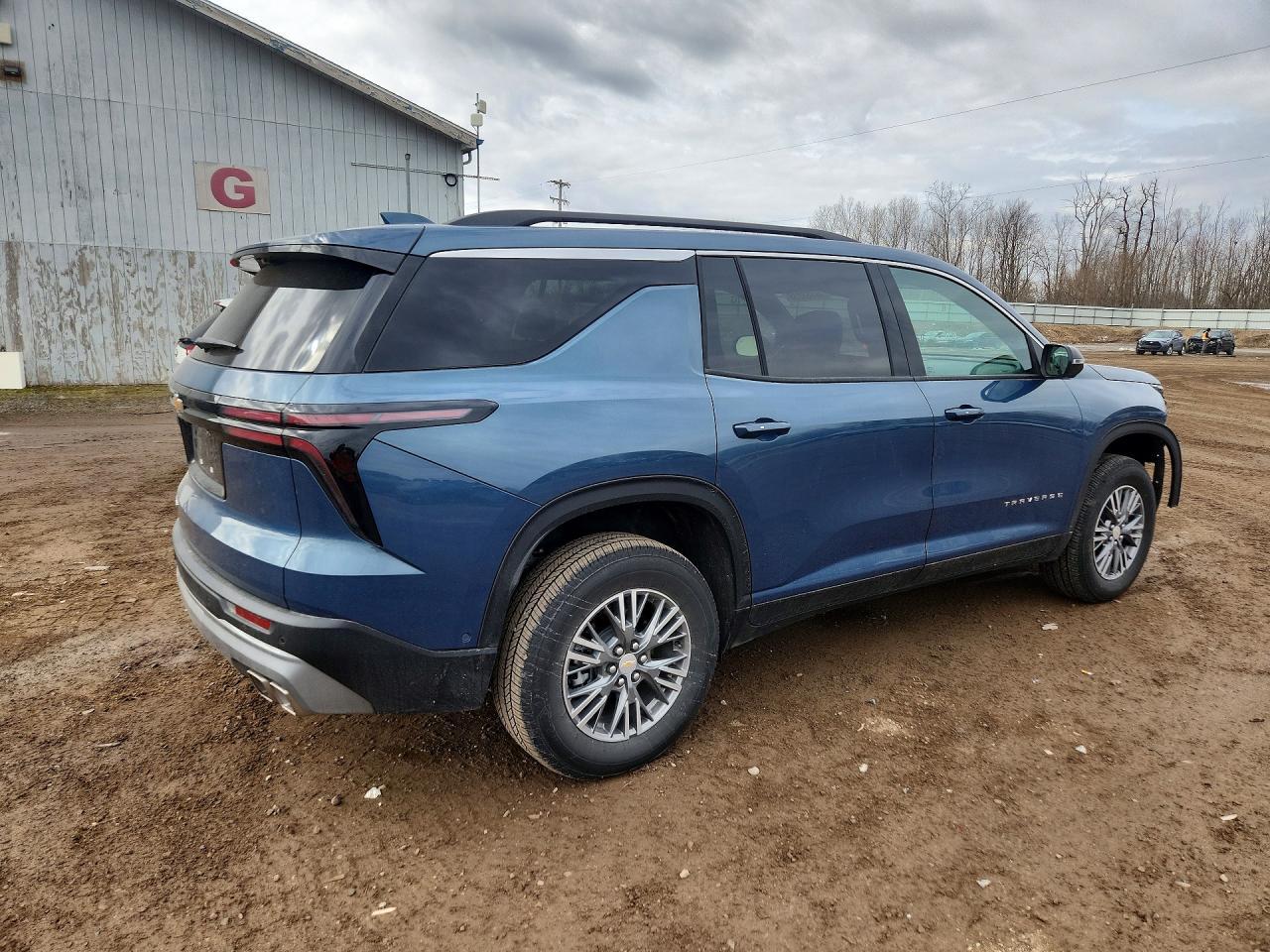 2026 Chevrolet Traverse Lt - zdjęcie 3