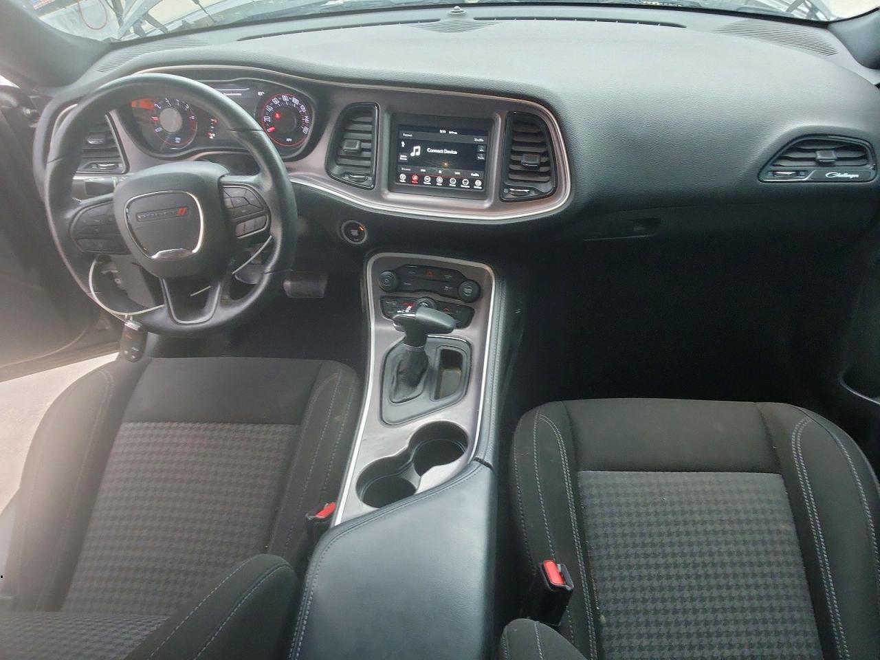 2022 Dodge Challenger Sxt - zdjęcie 8
