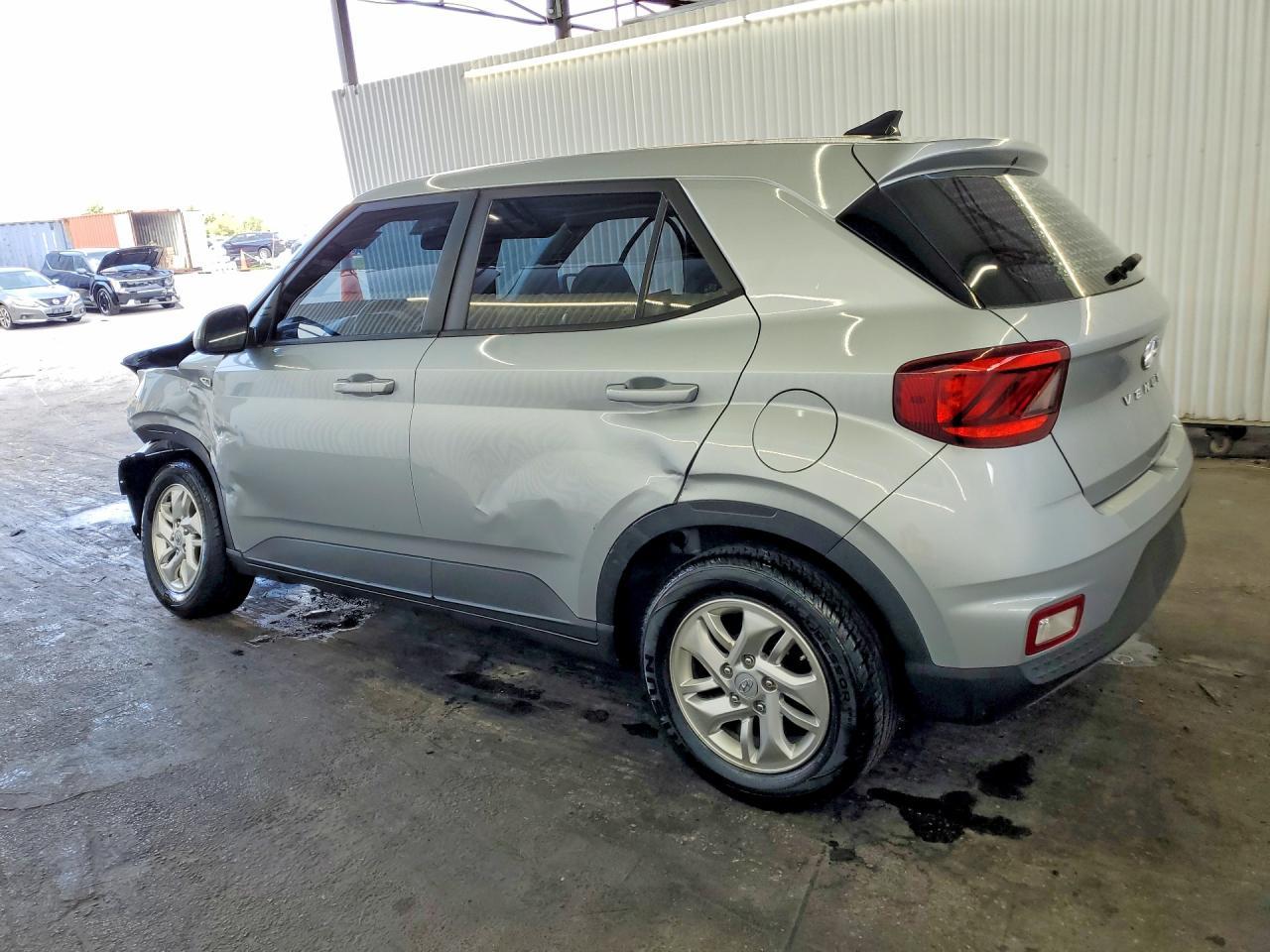 2022 Hyundai Venue Se - zdjęcie 2