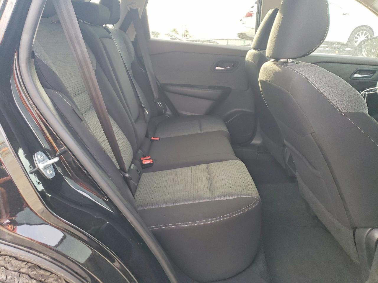 2023 Nissan Rogue Sv - zdjęcie 11