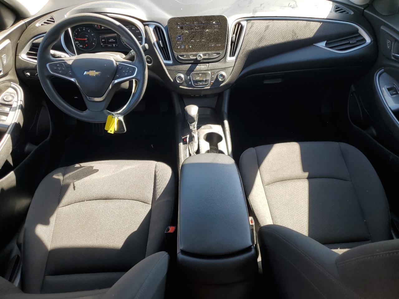 2024 Chevrolet Malibu Ls - zdjęcie 8