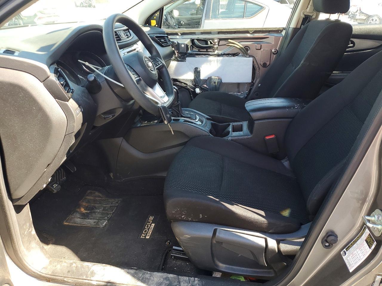 2020 Nissan Rogue Sport S - zdjęcie 7