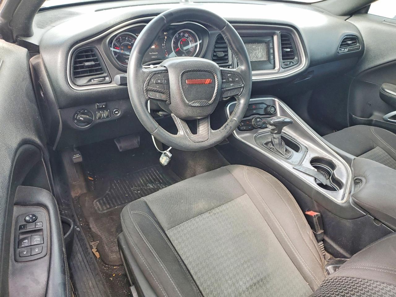 2015 Dodge Challenger Sxt - zdjęcie 8