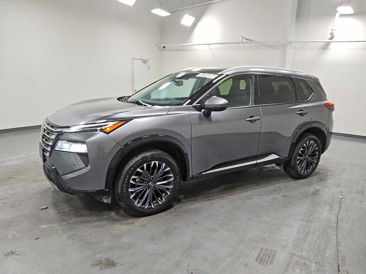 2024 Nissan Rogue Platinum - zdjęcie główne