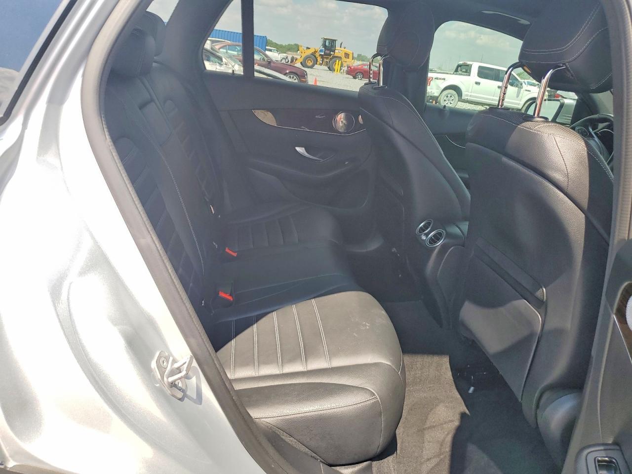 2019 Mercedes-Benz Glc 300 4Matic - zdjęcie 10