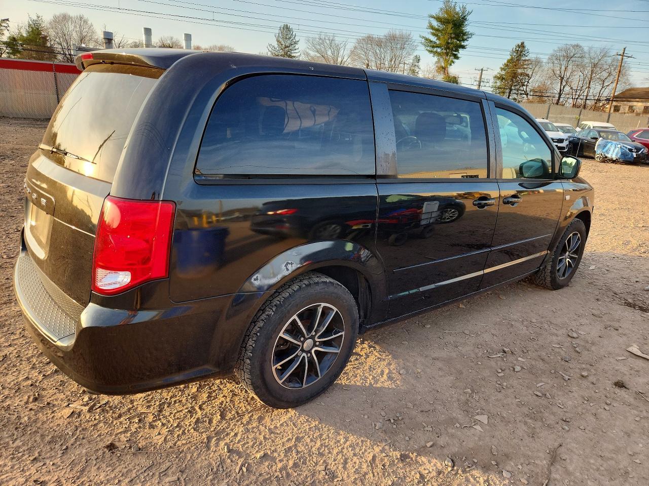 2014 Dodge Grand Caravan Se - zdjęcie 3