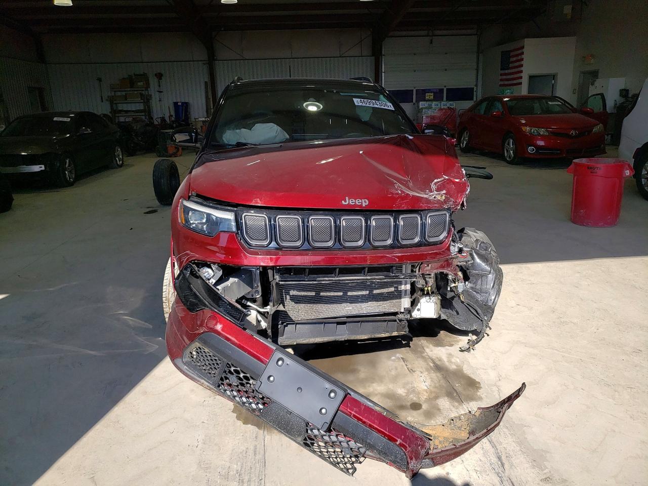 2022 Jeep Compass Limited - zdjęcie 5