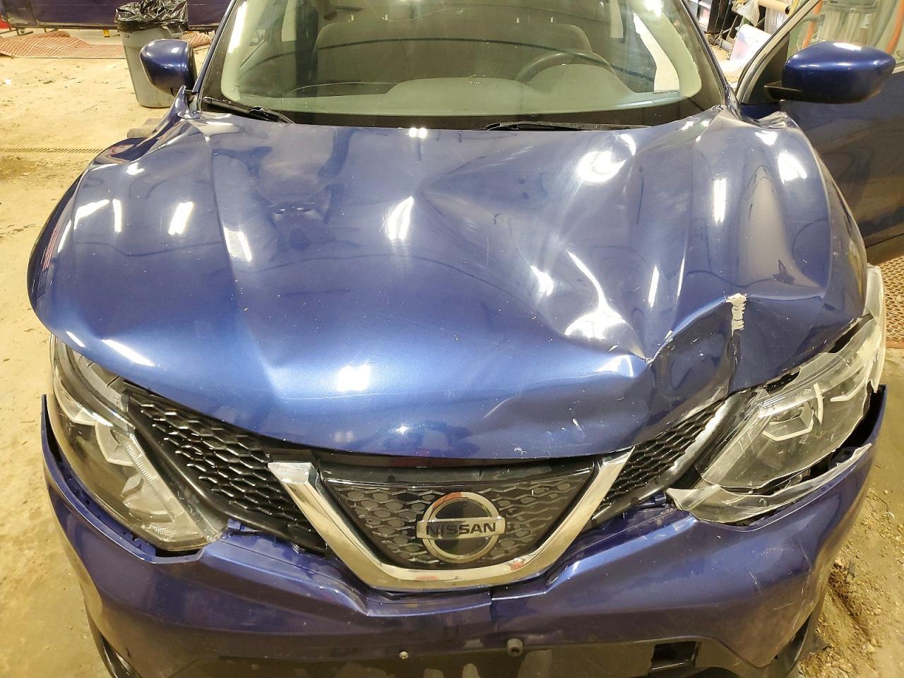 2018 Nissan Rogue Sport S - zdjęcie 12