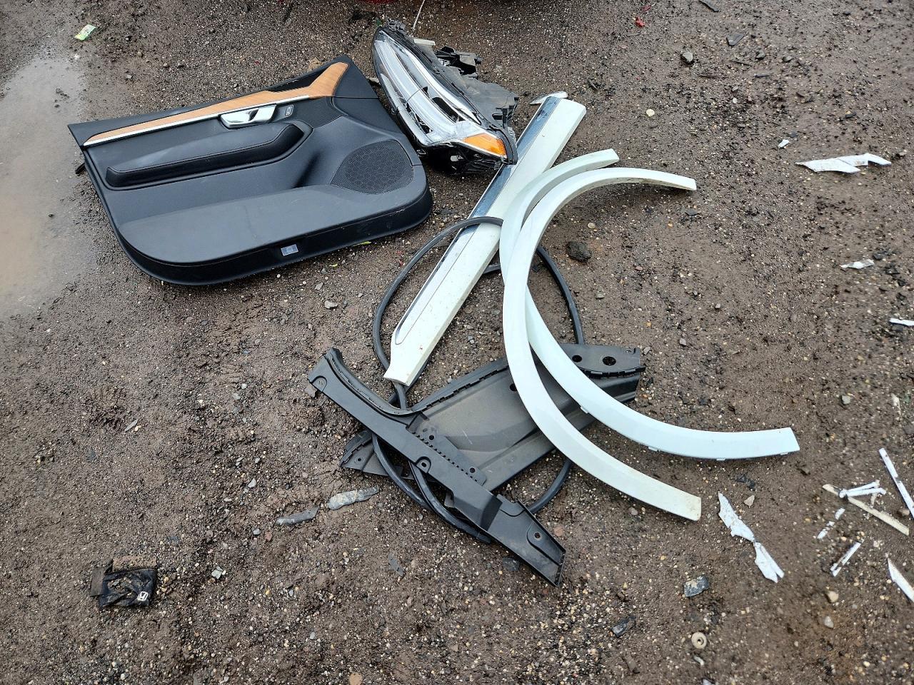 2024 Volvo Xc90 Plus - zdjęcie 13