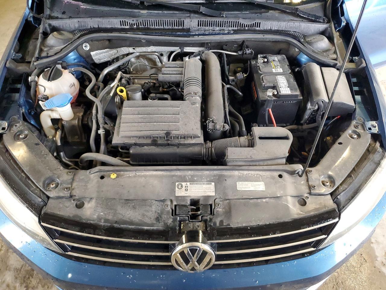 2017 Volkswagen Jetta - zdjęcie 11