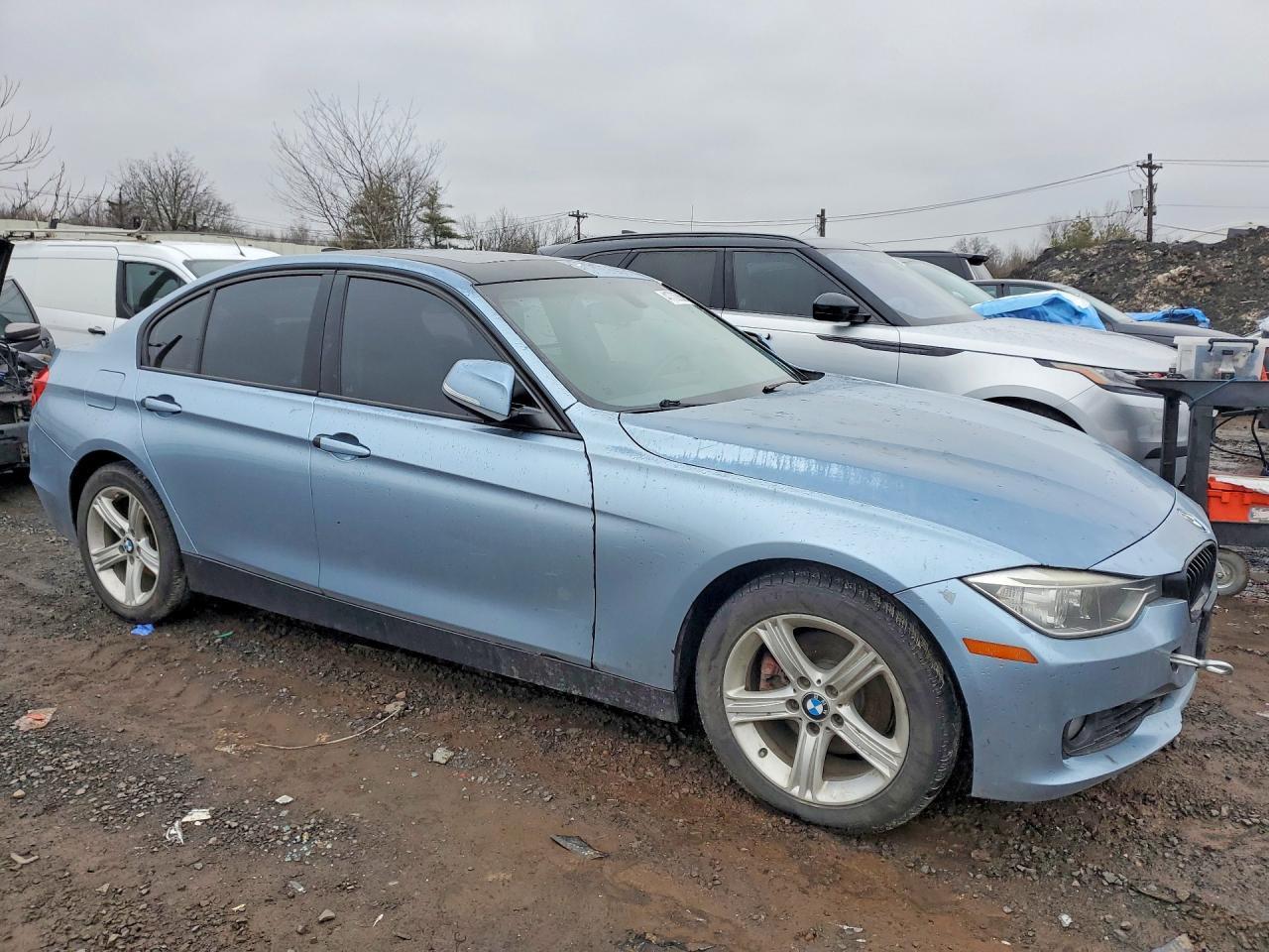 2013 BMW 328 I - zdjęcie 4