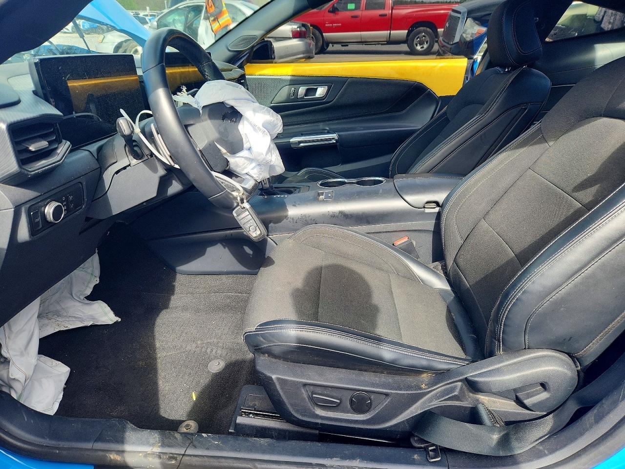 2024 Ford Mustang Gt - zdjęcie 7