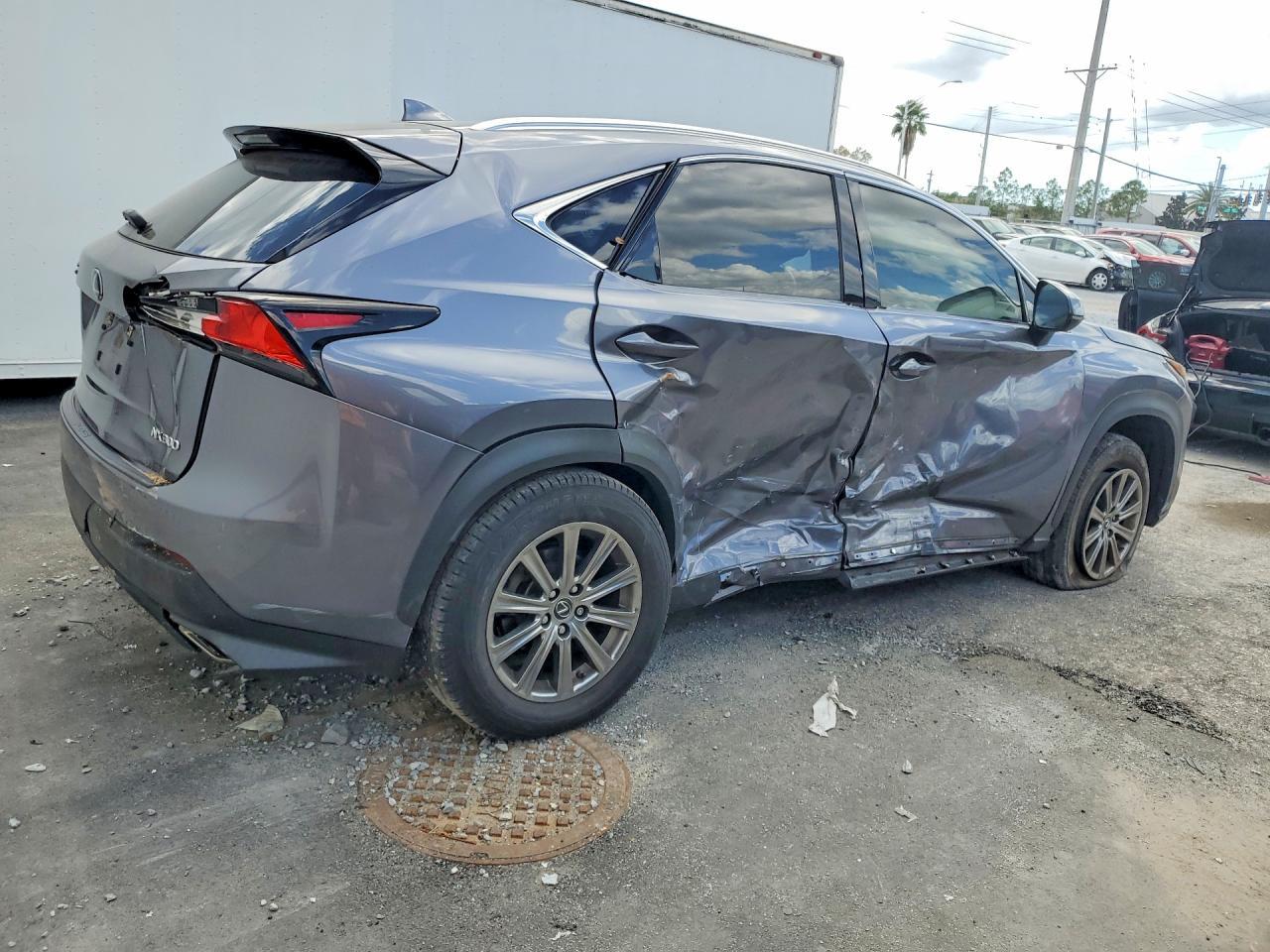 2020 Lexus Nx 300 Base - zdjęcie 3