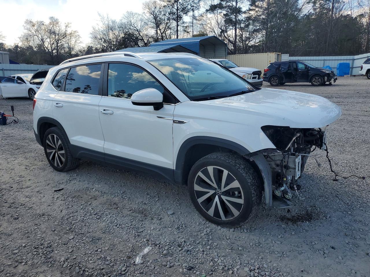 2023 Volkswagen Taos Se - zdjęcie 4