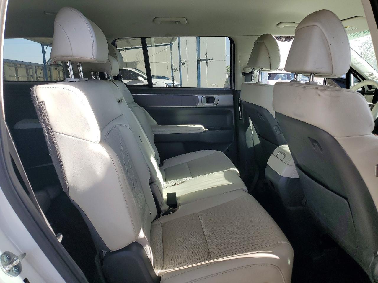 2024 Hyundai Santa Fe Sel - zdjęcie 11