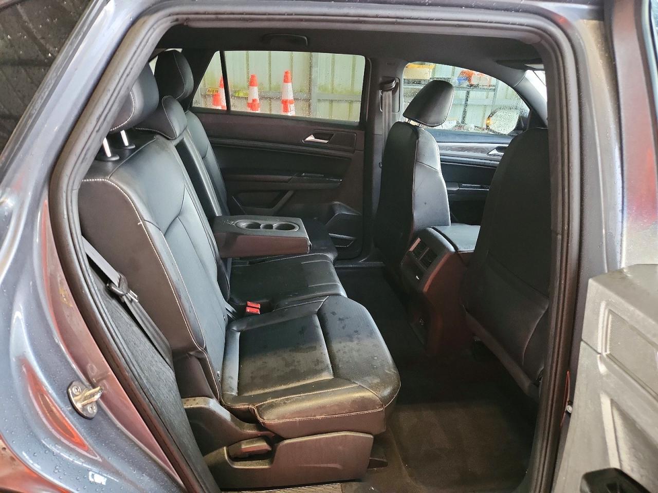 2020 Volkswagen Atlas Cross Sport Se - zdjęcie 11