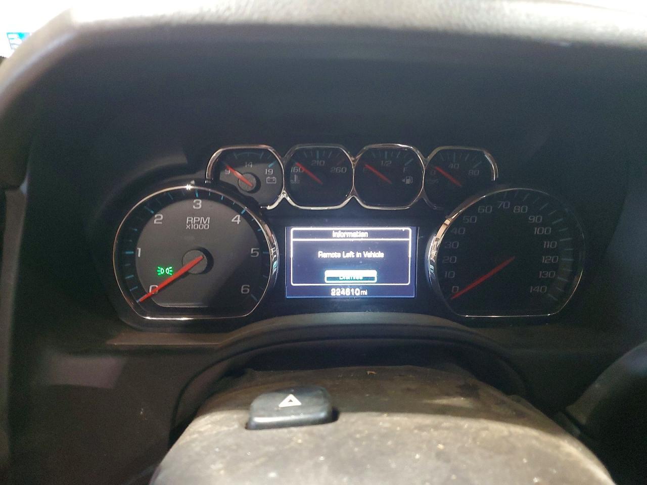 2015 Chevrolet Suburban K1500 Lt - zdjęcie 9