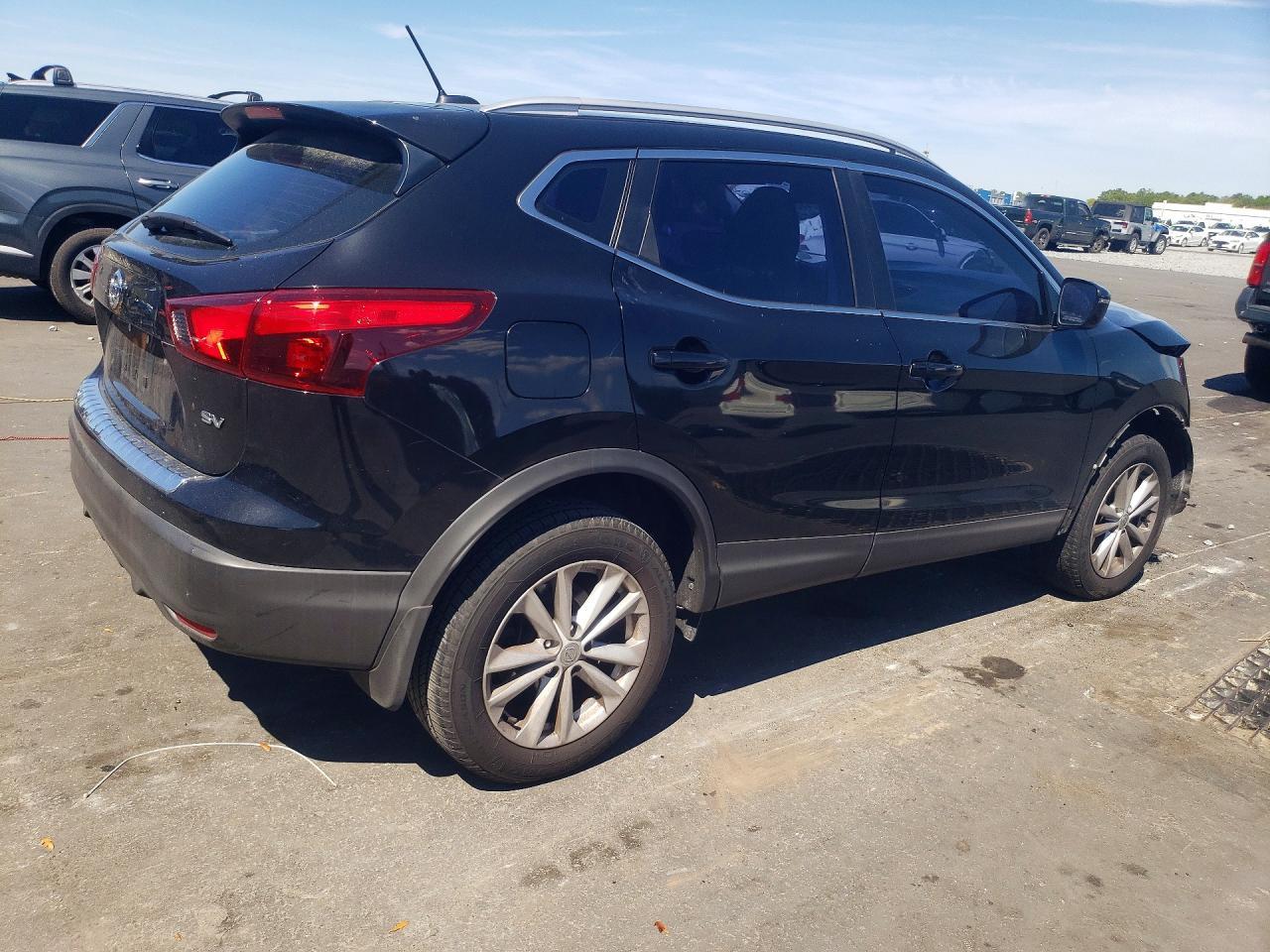 2017 Nissan Rogue Sport Sv - zdjęcie 3