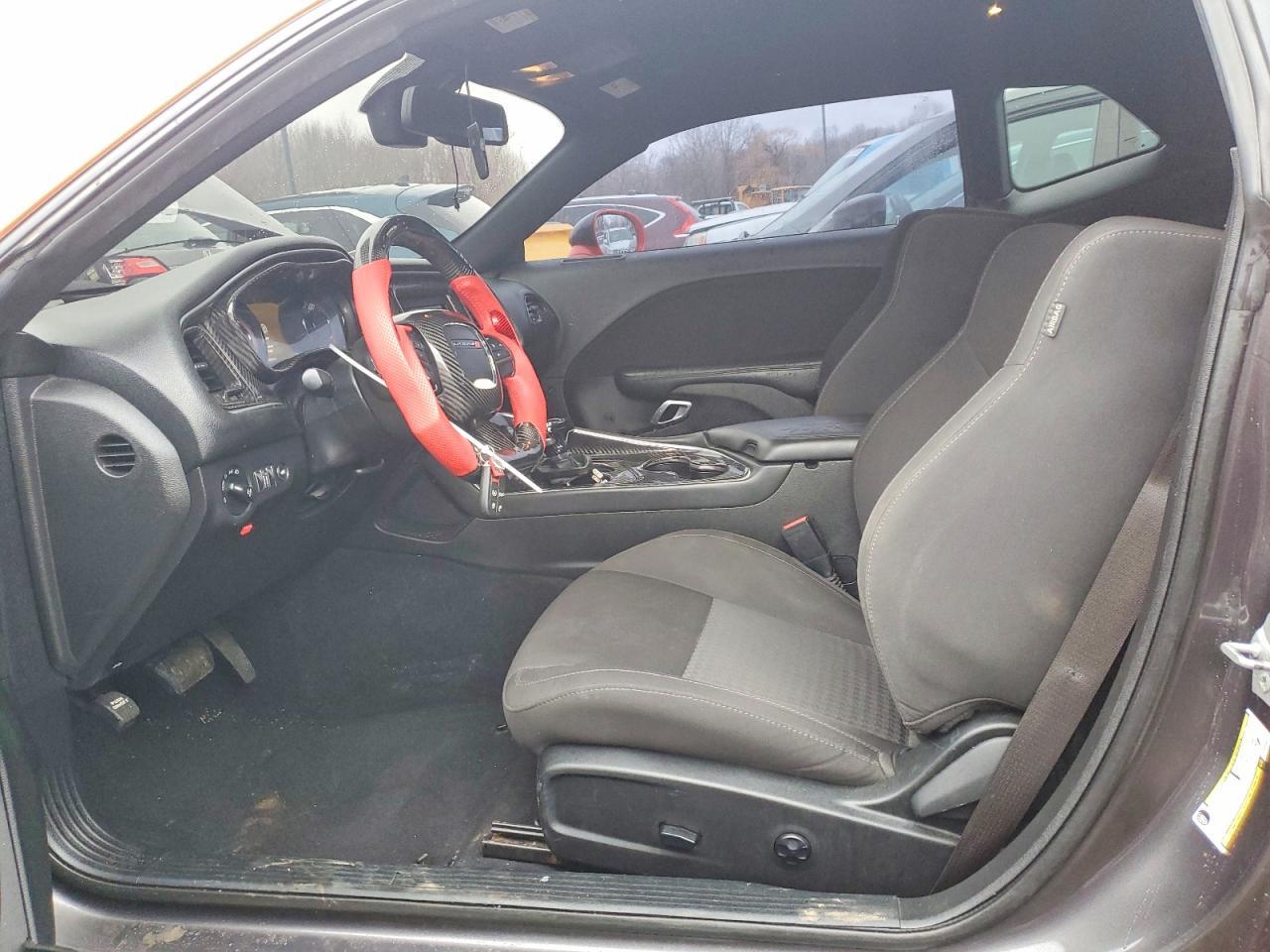 2019 Dodge Challenger R - zdjęcie 7