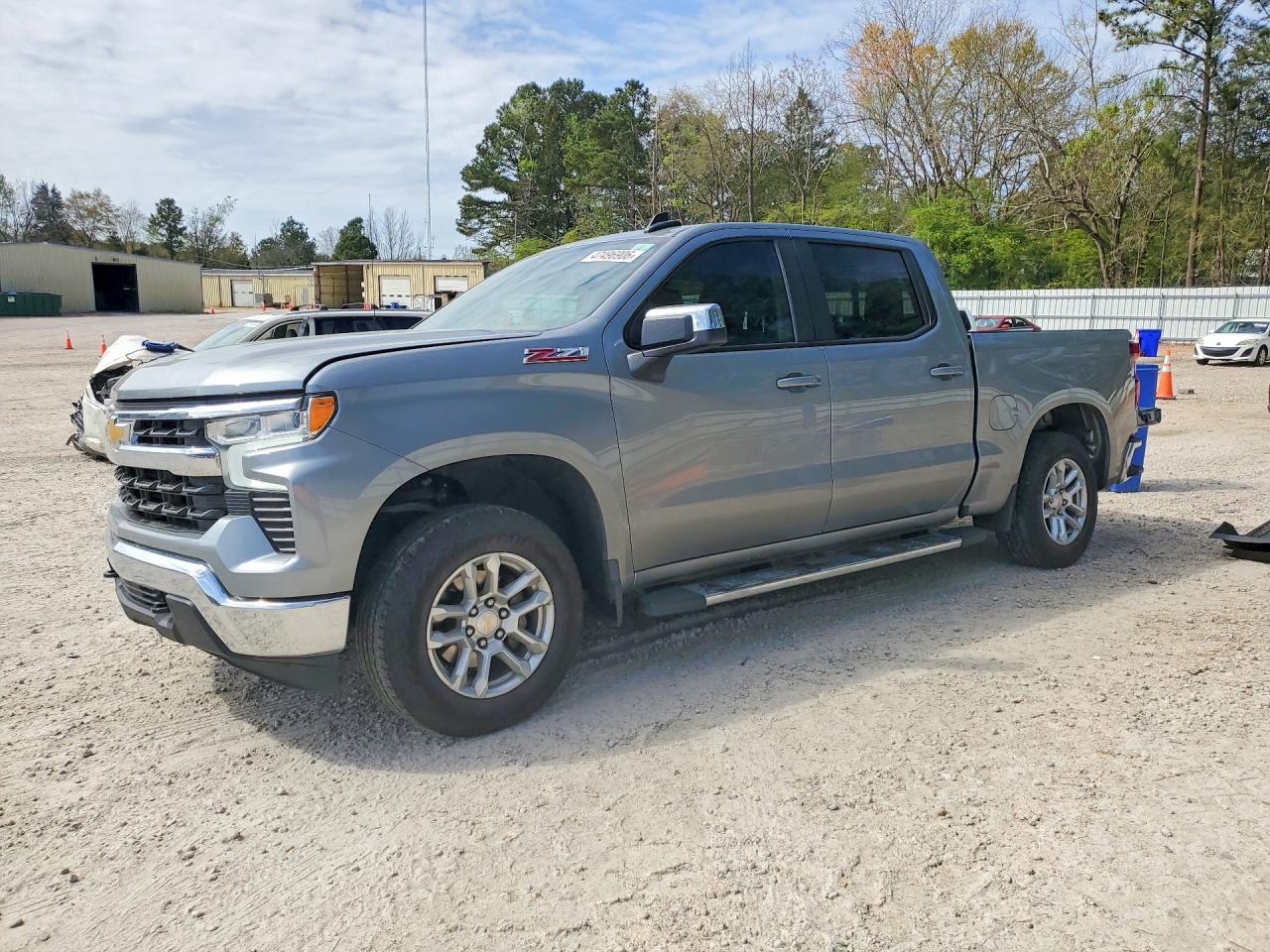 2025 Chevrolet Silverado K1500 Lt - zdjęcie główne