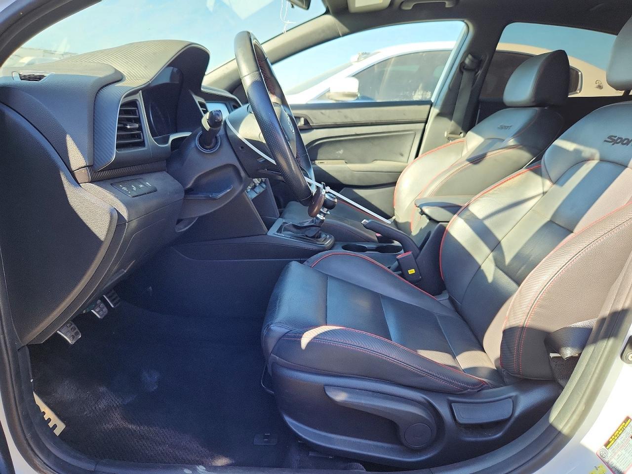 2019 Hyundai Elantra Sport - zdjęcie 7