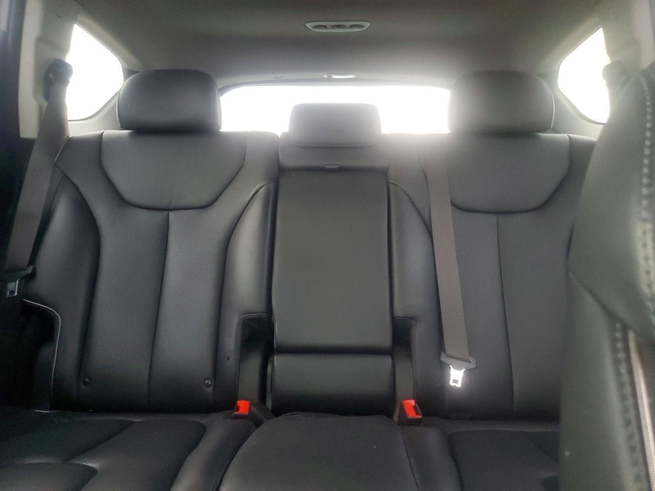 2021 Hyundai Santa Fe Limited - zdjęcie 10