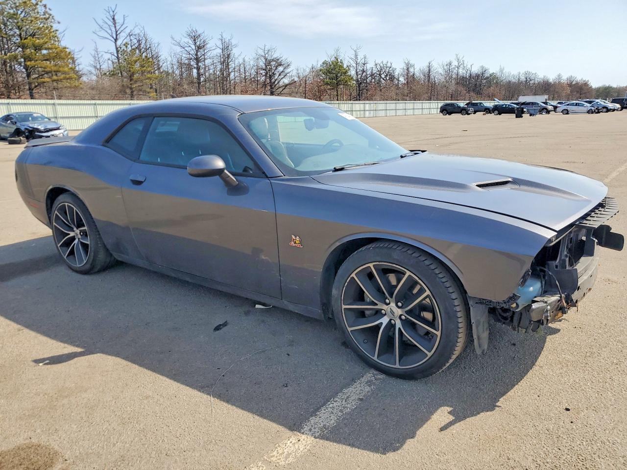 Dodge Challenger - zdjęcie 4