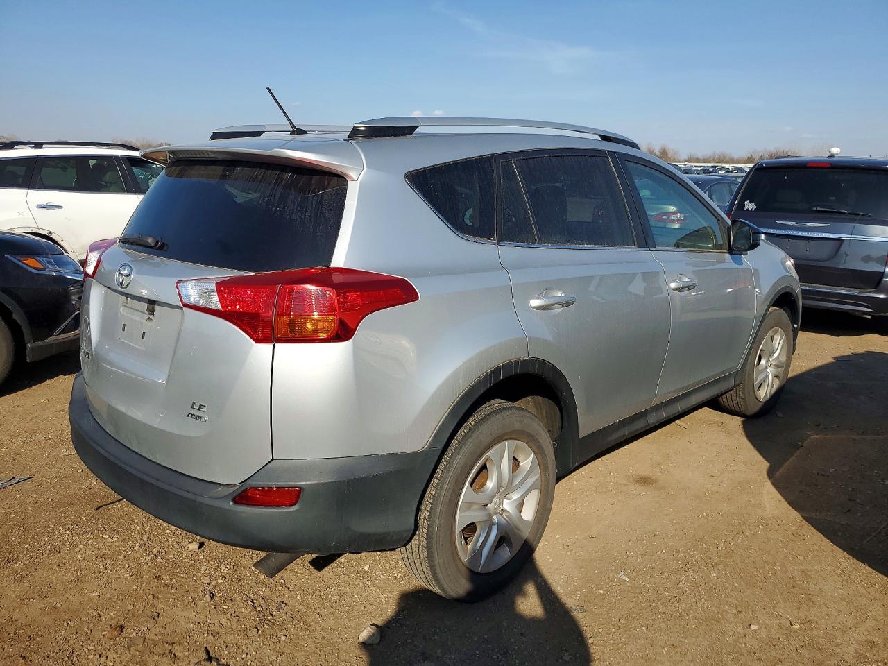 2013 Toyota Rav4 Le - zdjęcie 3