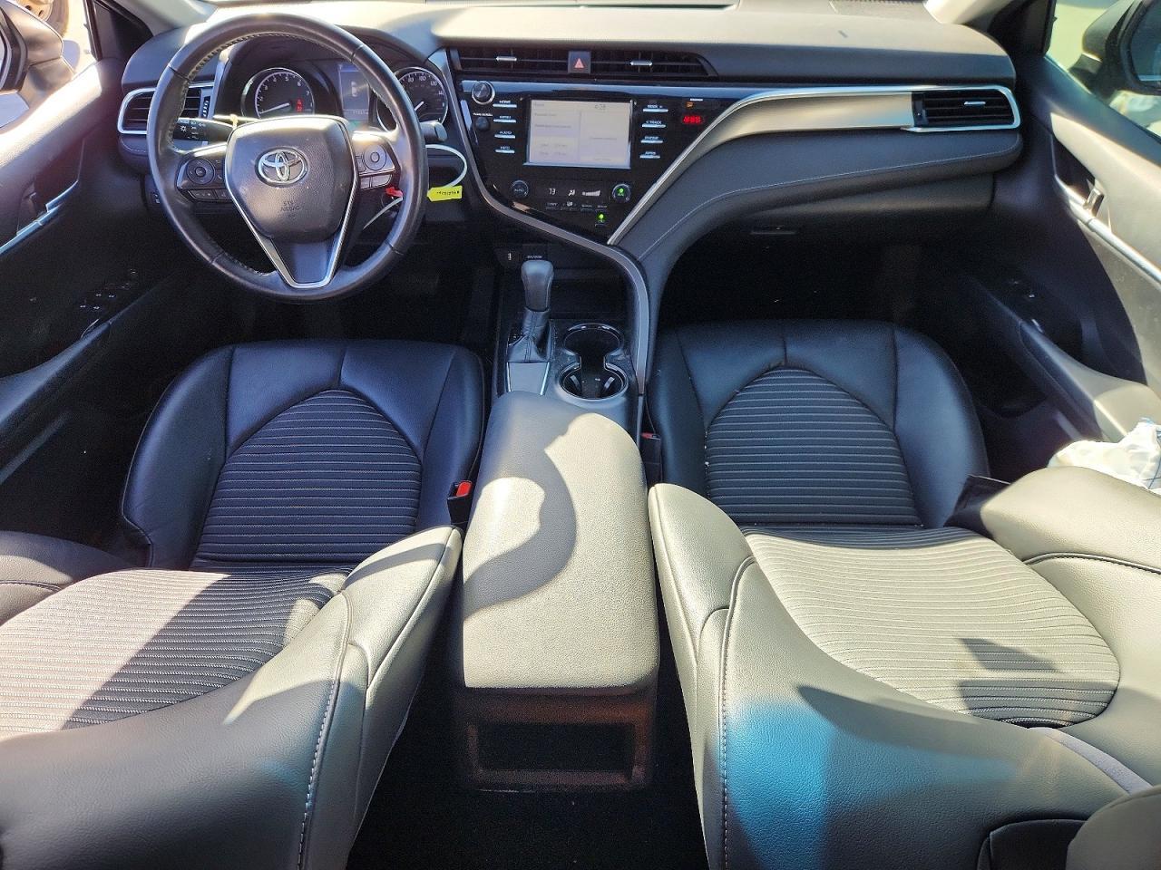 2018 Toyota Camry Se - zdjęcie 8