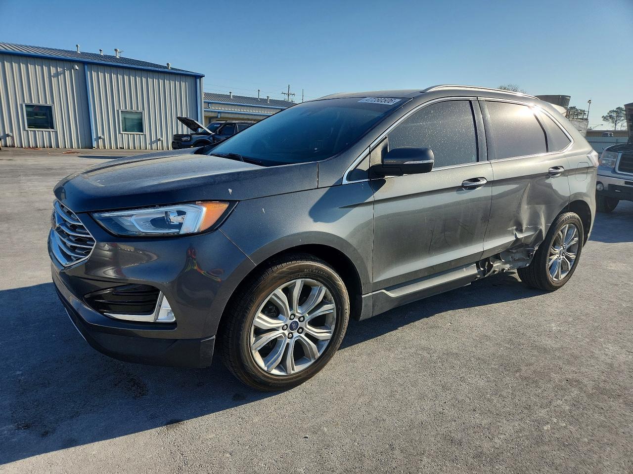 2019 Ford Edge Titanium - zdjęcie główne
