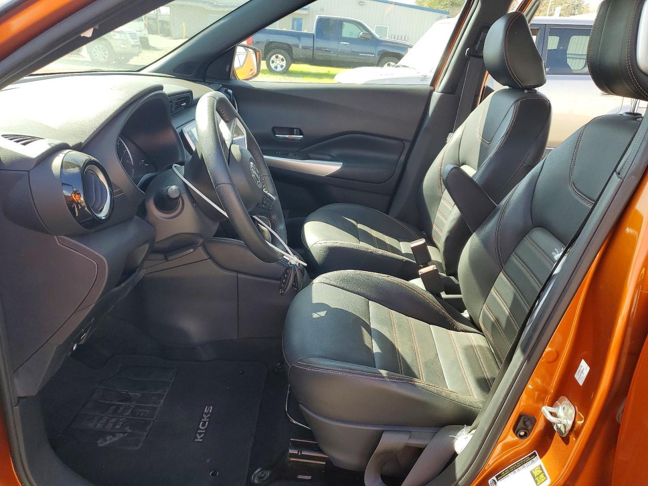 2020 Nissan Kicks Sr - zdjęcie 7