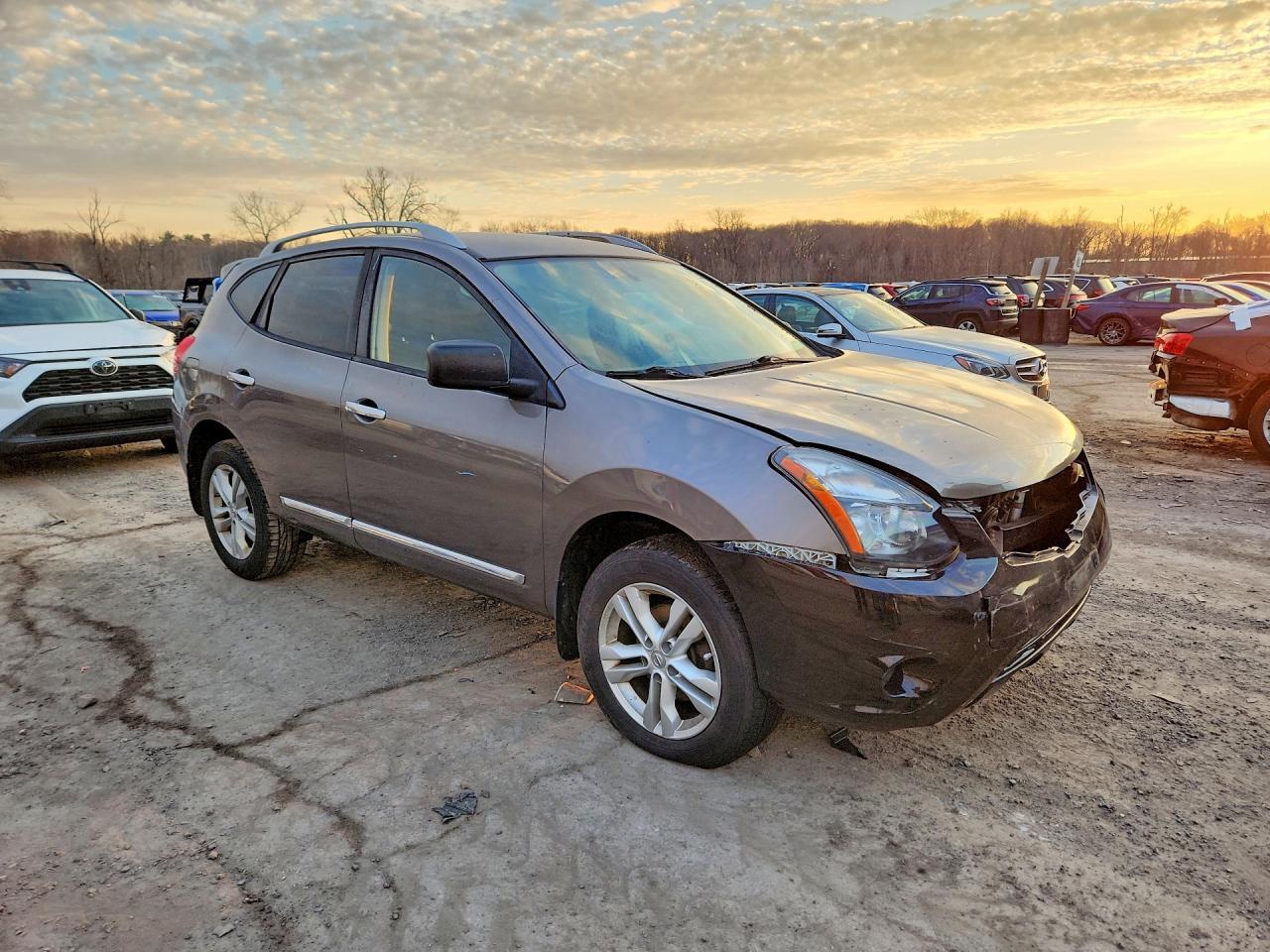 2015 Nissan Rogue Select S - zdjęcie 4