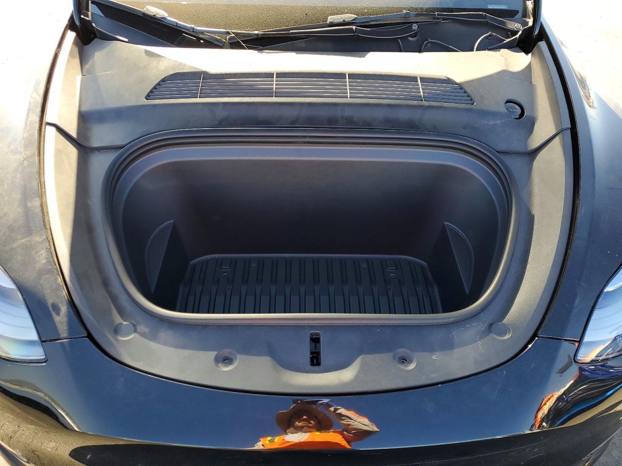 2023 Tesla Model Y - zdjęcie 11