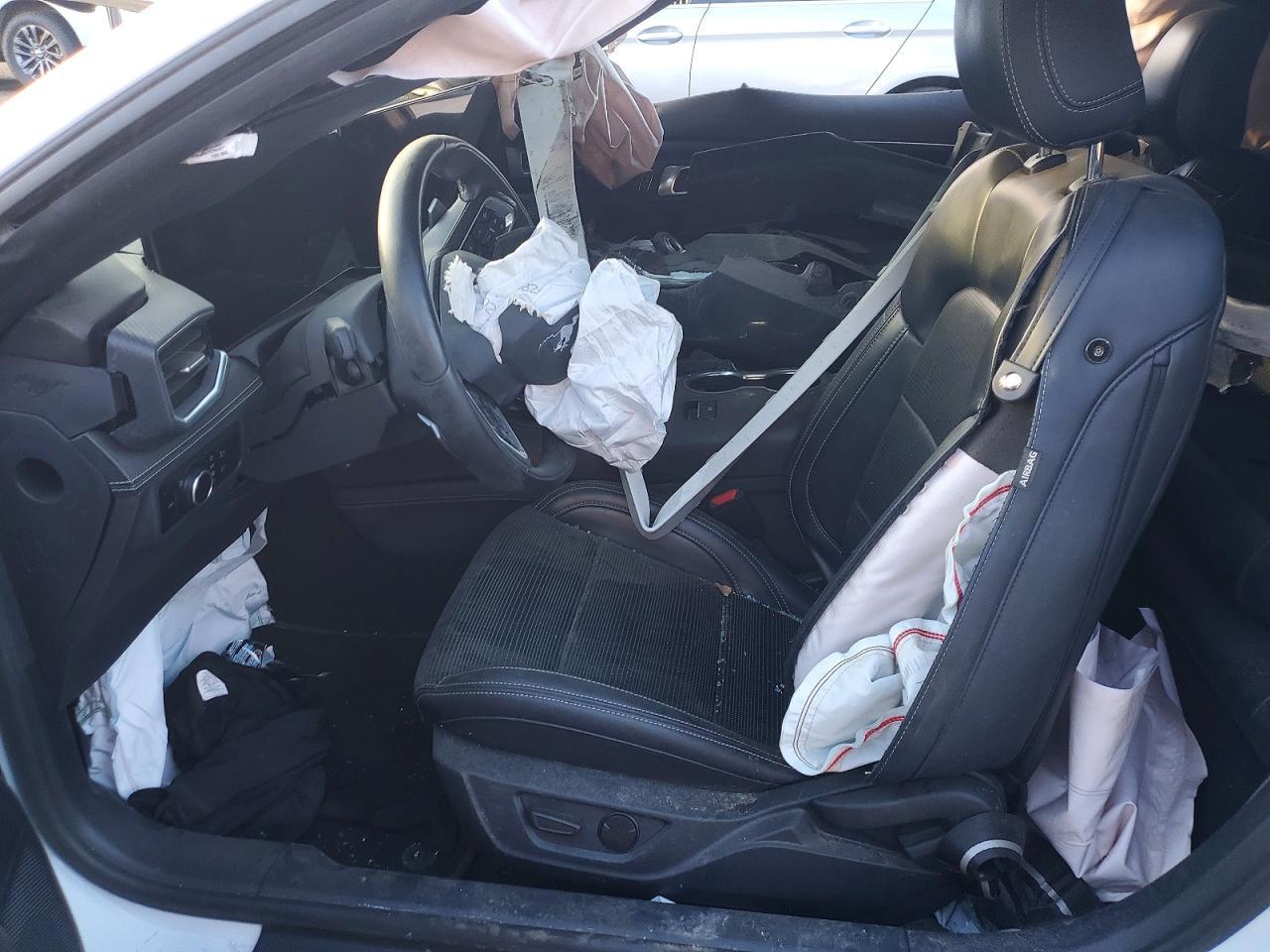 2024 Ford Mustang Gt - zdjęcie 7