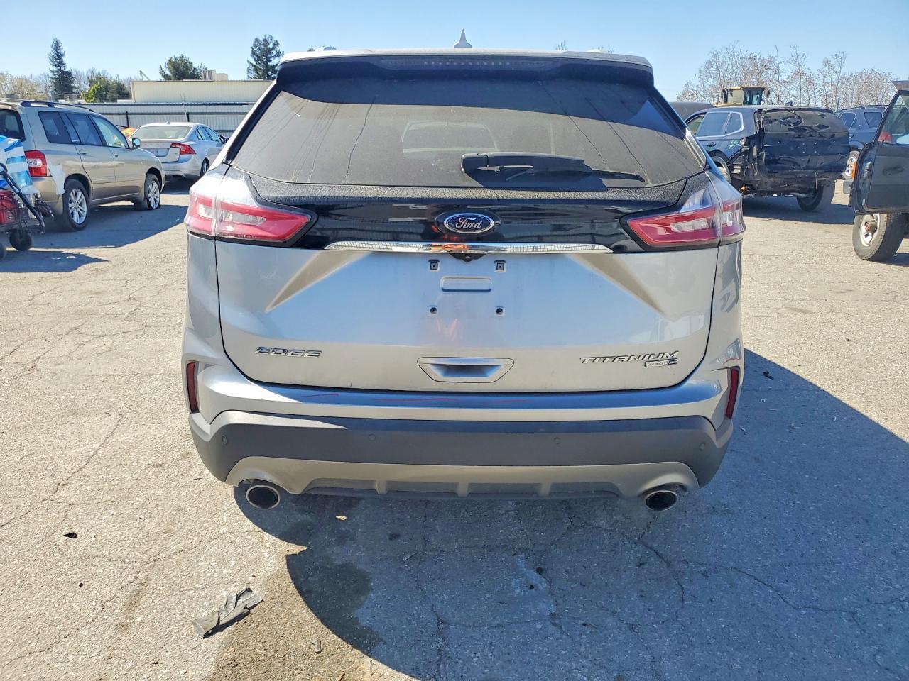 2020 Ford Edge Titanium - zdjęcie 6