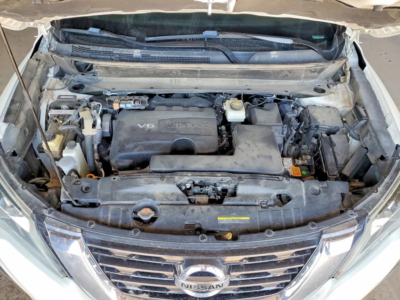 2018 Nissan Pathfinder Platinum - zdjęcie 12