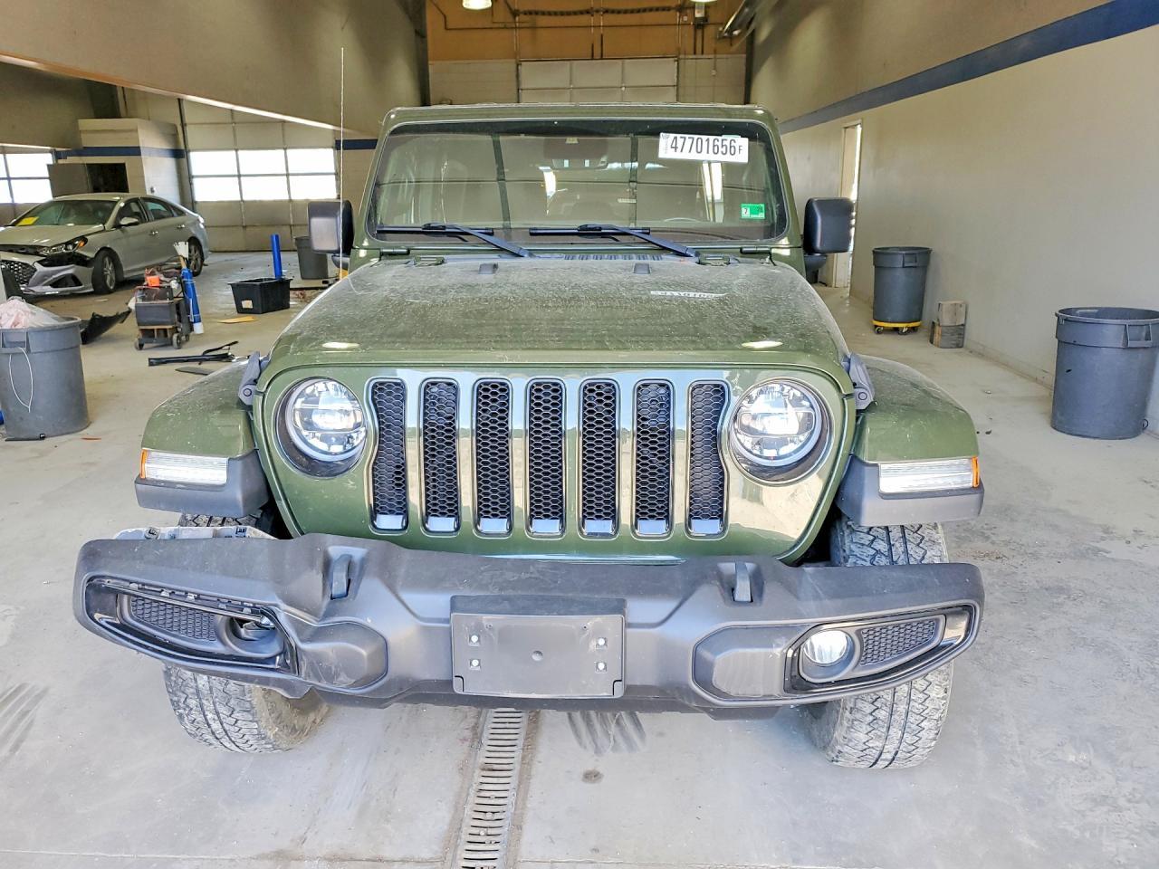 2021 Jeep Wrangler Unlimited Sahara - zdjęcie 5
