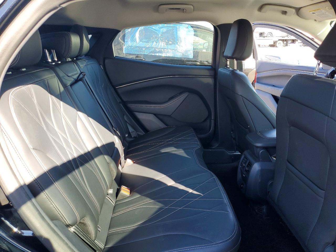 2024 Ford Mustang Mach-E Select - zdjęcie 10