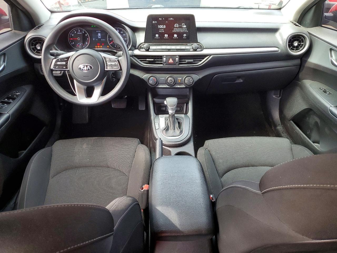2021 Kia Forte Lxs - zdjęcie 8