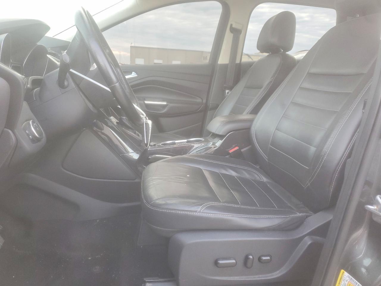 2016 Ford Escape Titanium - zdjęcie 7