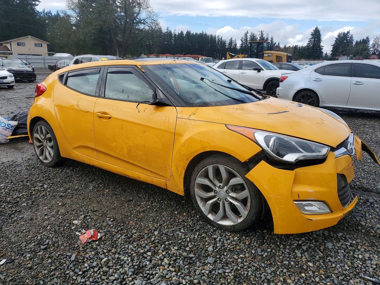 2015 Hyundai Veloster Base - zdjęcie 4